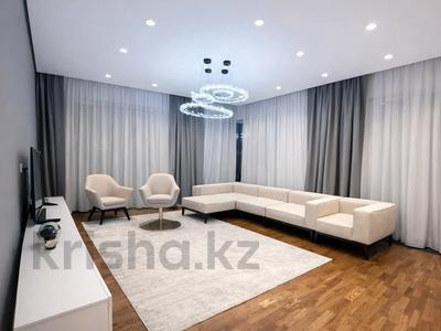 5-бөлмелі пәтер · 170 м² · 1/3 қабат, Аль- Фараби 116, бағасы: 2 млн 〒 в Алматы, Медеуский р-н