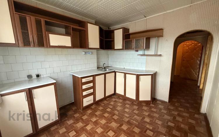 3-бөлмелі пәтер · 68 м² · 1/5 қабат, 40 лет Победы 72/2, бағасы: 15 млн ₸ в Шахтинске — фото 2