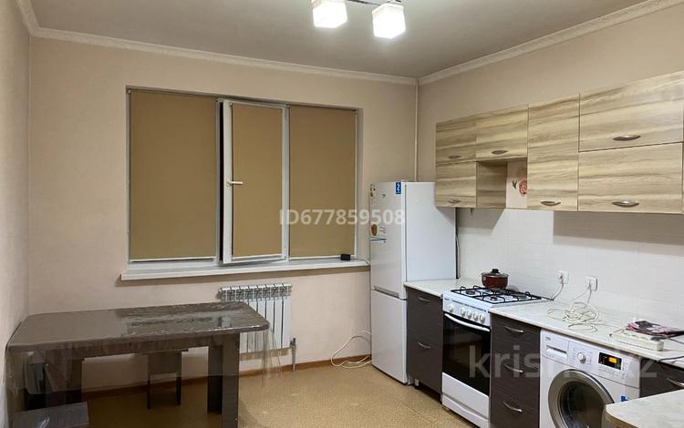 1-комнатная квартира · 40 м² · 4/5 этаж, мкр Жас Канат 1/74 за 190 000 〒 в Алматы, Турксибский р-н — фото 9