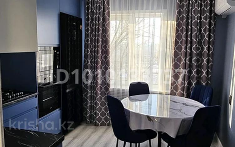 2-бөлмелі пәтер · 55 м² · 4/5 қабат, 5 мкрн 40, бағасы: 320 000 ₸ в Конаеве — фото 2