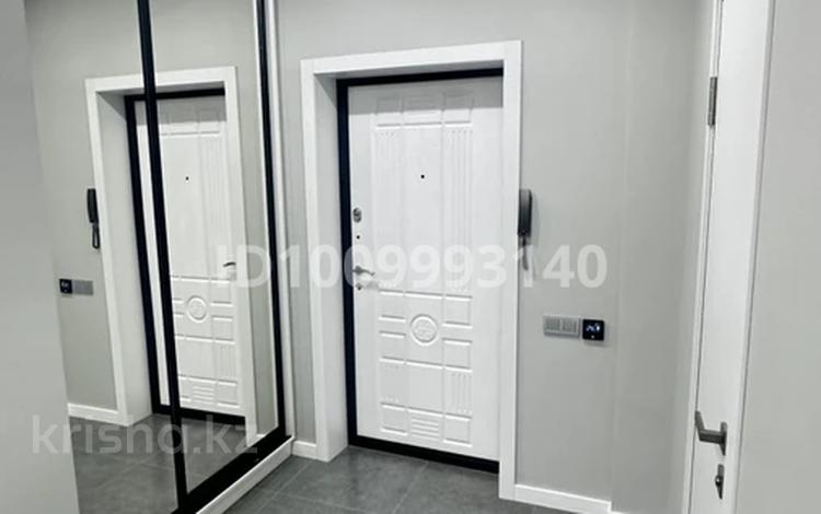 1-бөлмелі пәтер · 43 м² · 9/10 қабат, Айнабулак 85, бағасы: 32.5 млн ₸ в Алматы, Жетысуский р-н — фото 2