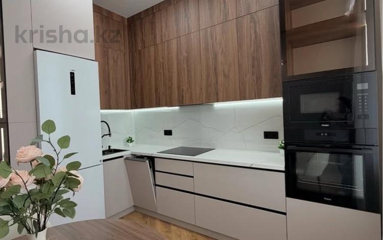 3-комнатная квартира · 110 м² · 11 этаж, Мангилик Ел 47 за 600 000 ₸ в Астане, Есильский р-н — фото 2