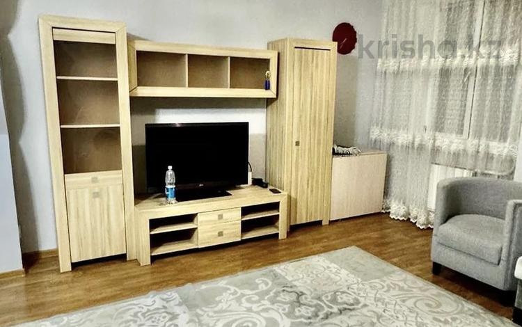 2-комнатная квартира, 70 м² помесячно, Иманбаевой 8 за 210 000 〒 в Астане, Алматы р-н — фото 2