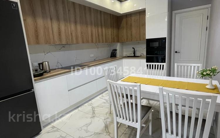 3-бөлмелі пәтер · 131 м² · 4/15 қабат, 17-й мкр 54, бағасы: 61 млн ₸ в Актау — фото 2