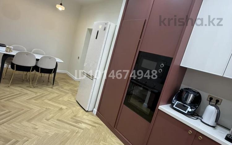 3-комнатная квартира · 102.5 м² · 1/5 этаж, мкр. Алтын орда 228/6 за 55 млн ₸ в Актобе — фото 4