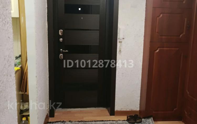3-бөлмелі пәтер · 62 м² · 3/5 қабат, мкр Михайловка 38, бағасы: 35 млн ₸ в Караганде, Казыбек би р-н — фото 2
