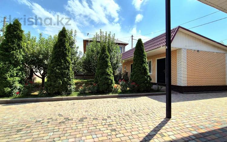 Отдельный дом · 5 комнат · 265 м² · 7 сот., Сарыарка 23 за 143 млн ₸ в Алматы, Медеуский р-н — фото 2