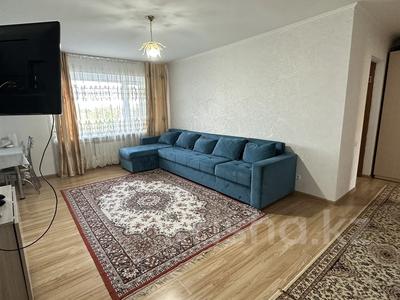 3-комнатная квартира, 54 м², 5/5 этаж, Абая за 13 млн 〒 в Шахтинске