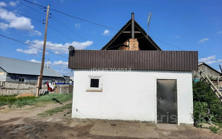 Отдельный дом · 2 комнаты · 60 м² · 6 сот., Массив Восточный левый 370 — Остановка 3 дача за 5.5 млн 〒 в Семее — фото 2