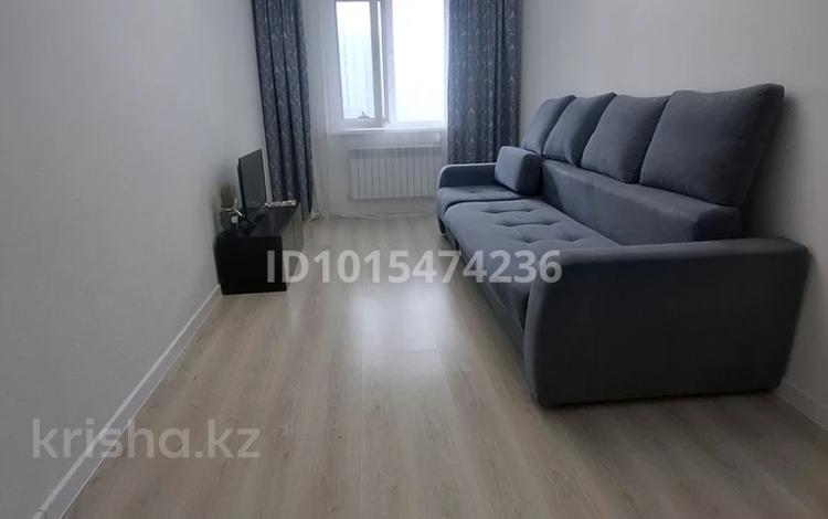 1-комнатная квартира · 45 м² · 4/12 этаж, мкр Комсомольский, Бектурова 3/3 за 300 000 ₸ в Астане, Есильский р-н — фото 2