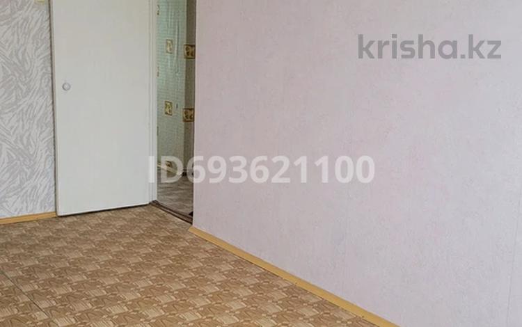 2-комнатная квартира, 46 м², 4/5 этаж помесячно, Бауыржан момышулы 11 за 65 000 〒 в Аксу — фото 2