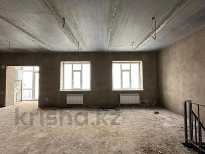 Свободное назначение, офисы, магазины и бутики, склады · 406 м² за 100 млн ₸ в Актобе, мкр. Алтын орда