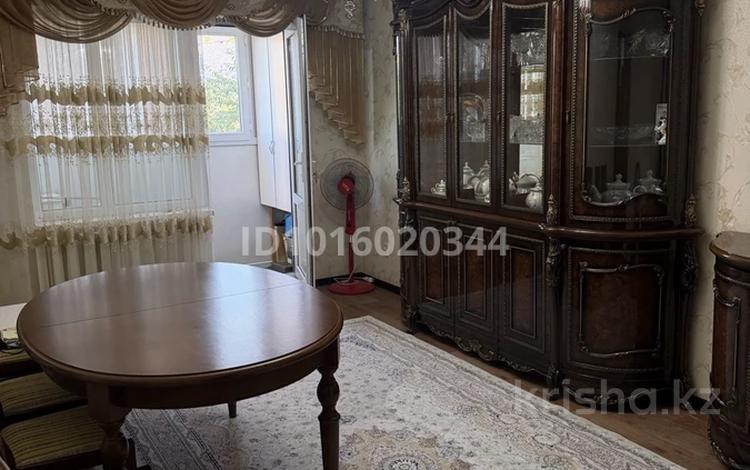 4-бөлмелі пәтер · 77 м² · 4/5 қабат, Самал 9, бағасы: 28 млн ₸ в Талдыкоргане, мкр Самал — фото 2