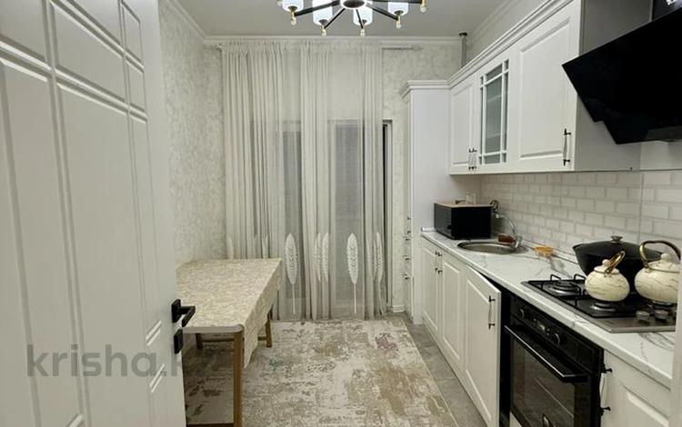 2-комнатная квартира · 65 м² · 8/10 этаж, Куаныша Толеметова 50/24 за 200 000 ₸ в Шымкенте, Абайский р-н — фото 2