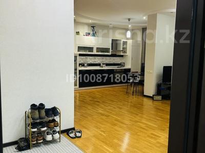 2-бөлмелі пәтер · 73 м² · 4/22 қабат, Самал-2 ш/а., Достык 97Б — Пр.Аль-Фараби - Пр.Достык, бағасы: 500 000 ₸ в Алматы, Медеуский р-н
