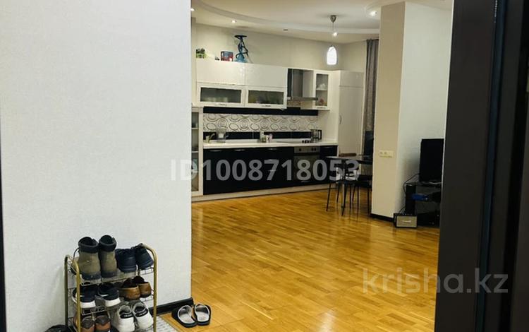 2-бөлмелі пәтер · 73 м² · 4/22 қабат, Самал-2 ш/а., Достык 97Б — Пр.Аль-Фараби - Пр.Достык, бағасы: 500 000 ₸ в Алматы, Медеуский р-н — фото 2