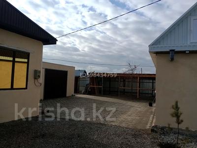 Дом · 5 комнат · 200 м², Белинского 2/2 — Находится напротив 122 школы, второй Костанай за 50 000 〒