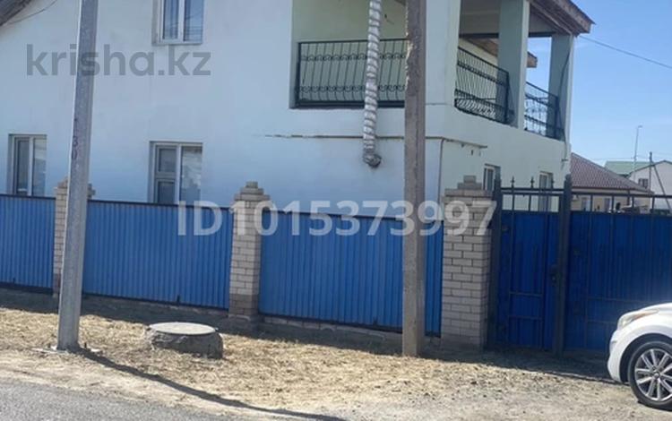 Отдельный дом · 6 комнат · 240 м² · 10 сот., мкр Оркен, 23 46 за 37 млн ₸ в Атырау — фото 2
