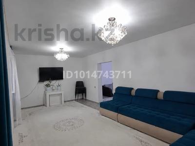 Жеке үй · 3 бөлме · 120 м² · 6000 жүзд., Амангелды, бағасы: 25 млн ₸ в Талдыкоргане, мкр Жастар