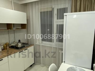 2-бөлмелі пәтер · 67 м² · 3/5 қабат, Құрманғазы 100, бағасы: 160 000 〒 в Уральске, мкр Школьник