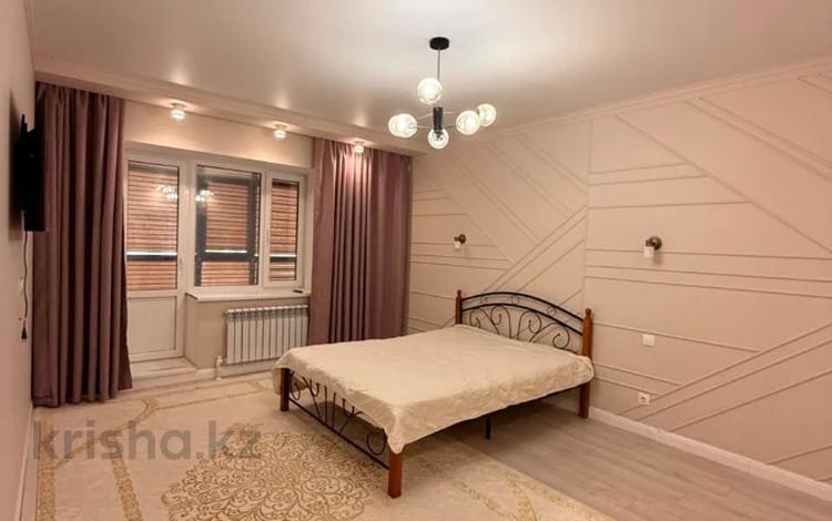 2-комнатная квартира · 71 м² · 4/9 этаж, мкр. Алтын орда за 250 000 ₸ в Актобе — фото 7