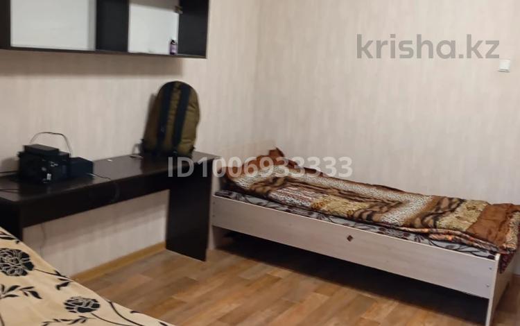 1 бөлме · 54 м² · 1/5 қабат, Богенбай батыра 313, бағасы: 75 000 ₸ в Алматы, Алмалинский р-н — фото 4
