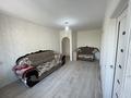 3-комнатная квартира · 47 м² · 4/5 этаж, Майкудук, 16й микрорайон за 10.5 млн ₸ в Караганде, Алихана Бокейханова р-н — фото 2