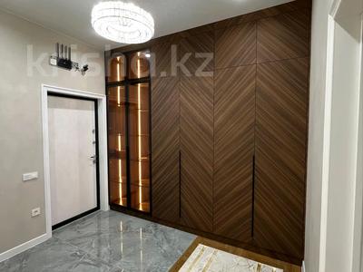 3-комнатная квартира · 97 м² · 5/16 этаж, 17-й мкр 54 за 49.9 млн 〒 в Актау