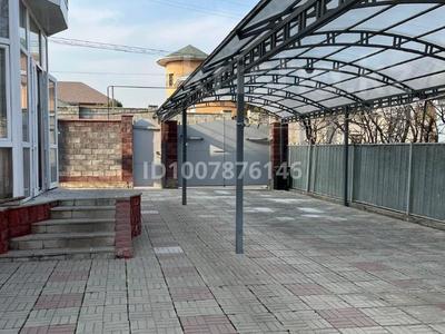 Отдельный дом · 6 комнат · 180 м² · 8 сот., Мкр Южный улица Жетысу за ~ 80 млн 〒 в Каскелене