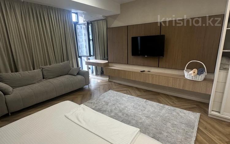 1-бөлмелі пәтер · 52 м² · 8/13 қабат, Толе би 189/3 — Гагарина, бағасы: 3 500 ₸ в Алматы, Алмалинский р-н — фото 2