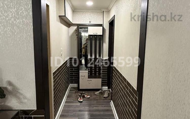 1-комнатная квартира · 32 м² · 1/5 этаж, мкр Новый Город, Ержанова 59 за 160 000 ₸ в Караганде, Казыбек би р-н — фото 9
