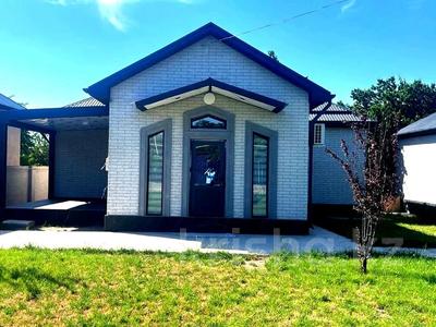 Дача · 6 комнат · 150 м², мкр Бозарык , Наркескен 1 — Магазин Аяла за 50 000 〒 в Шымкенте, Абайский р-н