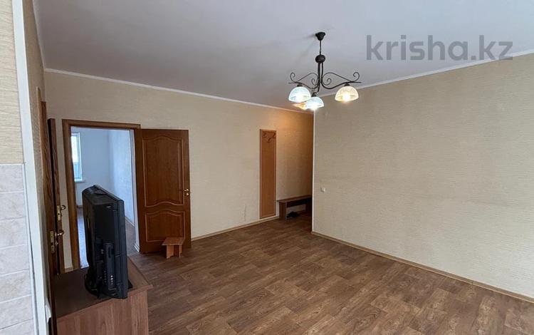 2-комнатная квартира · 47 м² · 2/6 этаж, омарова 100 за 25 млн 〒 в Астане, р-н Байконур — фото 2