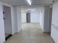 Свободное назначение, офисы, магазины и бутики, склады, салоны красоты, фитнес и спорт, медцентры и аптеки, образование, развлечения, кабинеты и рабочие места, студии · 250 м² за 500 000 ₸ в Актобе, мкр 8 — фото 5