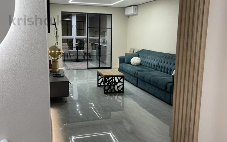 3-комнатная квартира · 100 м² · 10/10 этаж, мкр. Алтын орда, Санкибай батыра 40в за 40 000 ₸ в Актобе — фото 2