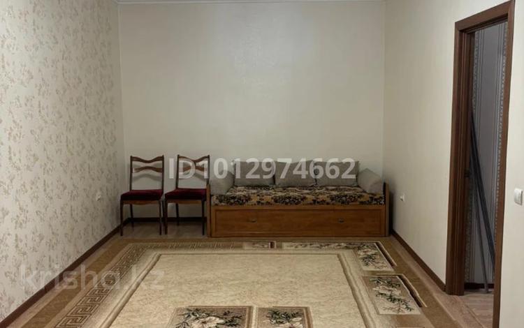 2-комнатная квартира · 72 м² · 5/5 этаж, мкр. Алтын орда, МкрАлтын Орда 22 за 215 000 ₸ в Актобе — фото 2
