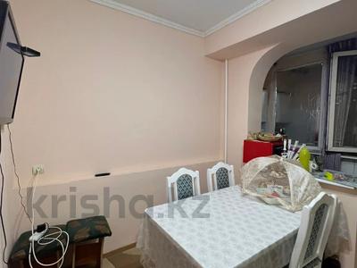 3-комнатная квартира · 79.2 м² · 4/5 этаж, мкр Мамыр-1 за 49 млн ₸ в Алматы, Ауэзовский р-н
