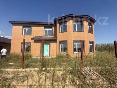 Отдельный дом · 6 комнат · 234.4 м² · 12 сот., Озерная за 77 млн ₸ в Мичуринское