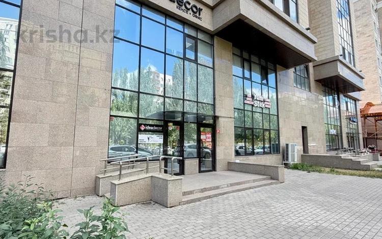 Офисы, магазины и бутики, салоны красоты, образование · 188.6 м² за 290 млн ₸ в Астане, Есильский р-н — фото 2