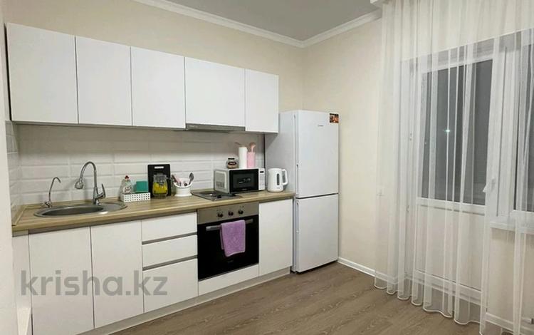 1-комнатная квартира · 45 м² · 18 этаж, Туран 55 за 250 000 ₸ в Астане, Есильский р-н — фото 2