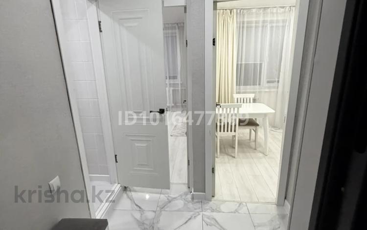 1-комнатная квартира · 40 м² · 9/10 этаж, Кудайбердиева 12 за 180 000 ₸ в Павлодаре — фото 2