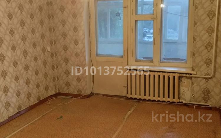 2-бөлмелі пәтер · 54.6 м² · 2/3 қабат, Аюченко 17 — за авторынком пос.Восточный, бағасы: 15 млн ₸ в Семее — фото 2