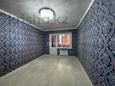 2-бөлмелі пәтер · 70 м² · 2/2 қабат, 4 Микрорайон 1/1 — Ул,Момышулы; ориентир ,,Sinoil’’ заправка, бағасы: 17 млн ₸ в Шымкенте, Туран р-н