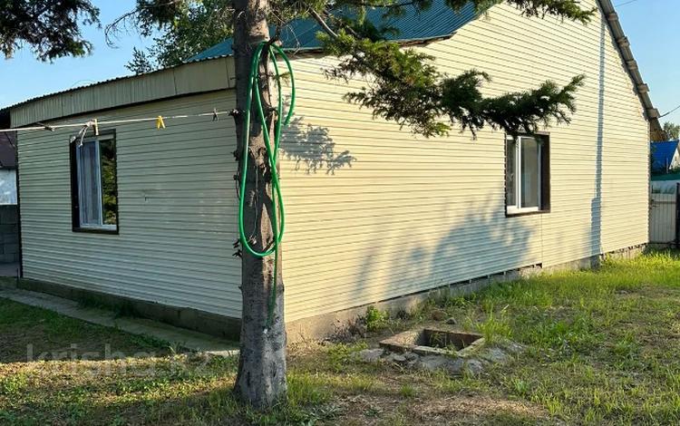 Дача · 4 комнаты · 77 м² · 9 сот., СТ Геолог за 9.5 млн 〒 в Усть-Каменогорске — фото 23