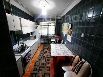 3-комнатная квартира, 65 м², 4/5 этаж, брусиловского за 39 млн 〒 в Алматы, Алмалинский р-н