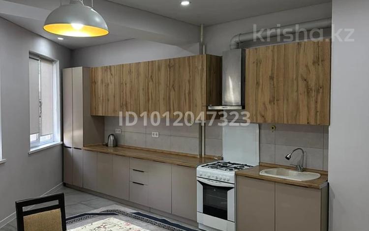 2-комнатная квартира · 100 м² · 1/3 этаж, ул. Гани Иляева 113/2 за 250 000 ₸ в Шымкенте, Енбекшинский р-н — фото 2