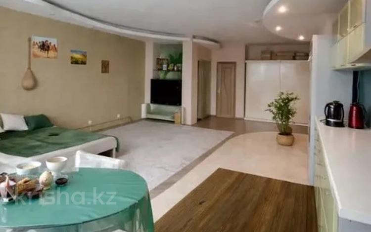 2-комнатная квартира · 72 м² · 8/15 этаж, Хусаинова — Хусайнова за 57.5 млн ₸ в Алматы, Бостандыкский р-н — фото 3