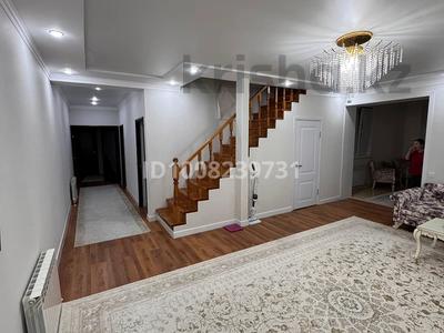 Отдельный дом · 6 комнат · 300 м², 30-й мкр — За олжа 1 линия за 1 млн 〒 в Актау