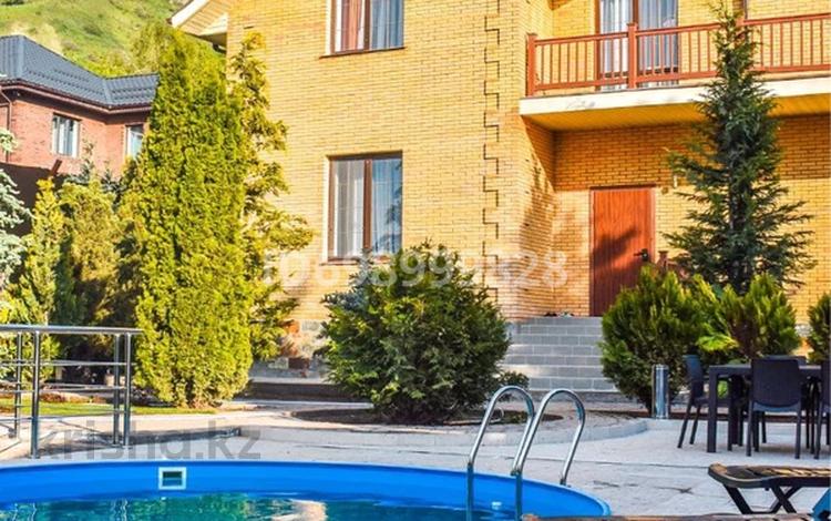Дом · 5 комнат · 300 м², Набережная 30 а за 170 000 ₸ в Алматы — фото 2