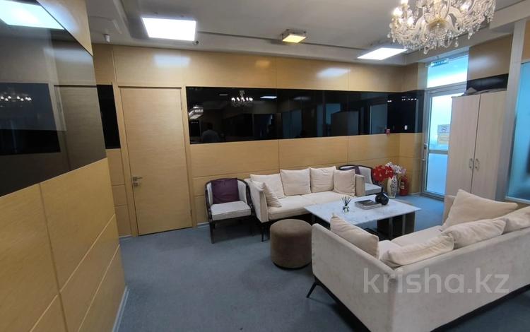 Офисы · 650 м² за ~ 16.3 млн ₸ в Алматы, Медеуский р-н — фото 12
